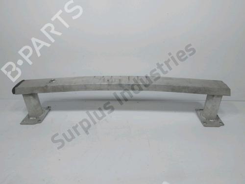 Used Front bumper reinforcement Front bumper reinforcement 33903672 33903672