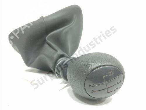 Used Shift knob Shift knob RENAULT MASTER II Van (FD) 2.5 dCi 100 (FD0U, FD0V, FD3U, FD3V, FD8U, FD8V) (99 hp) 35941098 35941098