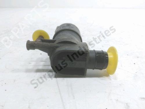 Washer pump RENAULT MASTER III Van (FV) 2.3 dCi 165 FWD (FV0P, FV0U, FV11, FV12, FV1E) | BP31955838E24 - Image 3