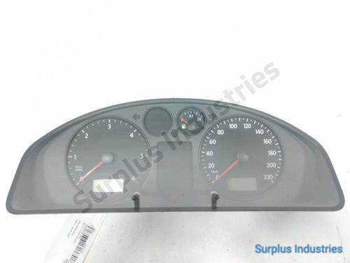 Used Instrument cluster VW TRANSPORTER T5 Van (7HA, 7HH, 7EA, 7EH) 1.9 TDI (84 hp) 31954829