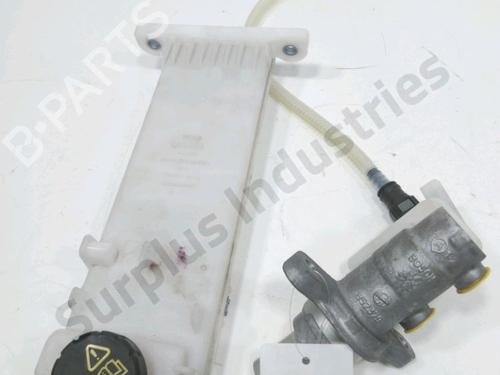 hovedbremsecylinder-vw-multivan-t7-stm-stn-2021-31954548 main image