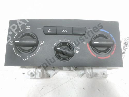 Used Climate control PEUGEOT PARTNER Box Body/MPV (5_, G_) [1996-2026]  32655583