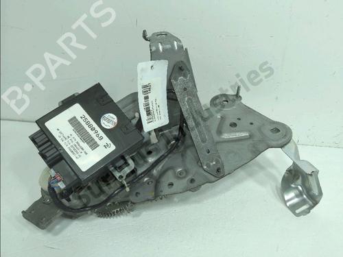 Used Switch Switch CADILLAC ESCALADE 6.2 AWD (409 hp) 36550577 36550577