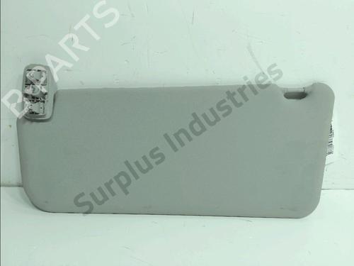 Used Right sun visor Right sun visor 36877872 36877872
