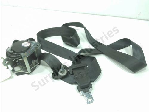 Used Rear left seatbelt Rear left seatbelt RENAULT TRAFIC II Bus (JL) 2.5 dCi 145 (JL0J) (146 hp) 39737743 39737743