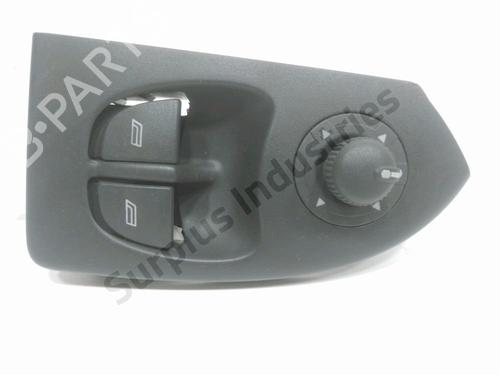 Used Left front window switch FIAT DUCATO Platform/Chassis (244_) 2.8 JTD (128 hp) 31955407