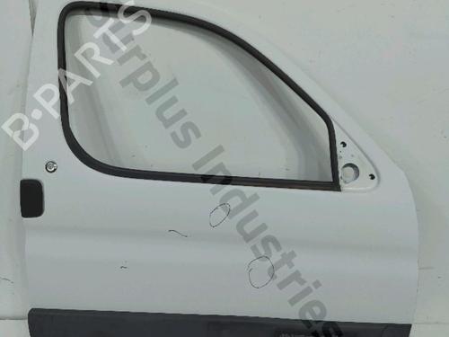 Used Right front door Right front door 36877861 36877861