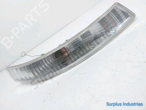 Used Right front indicator RENAULT TRAFIC II Bus (JL) 2.5 dCi 135 (JL0D) (135 hp) 31955650
