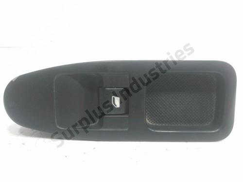 Used Right front window switch Right front window switch CITROËN JUMPY II Van 2.0 HDi 125 (128 hp) 33334057 33334057