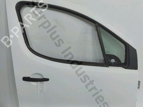 Used Right front door Right front door 36853956 36853956