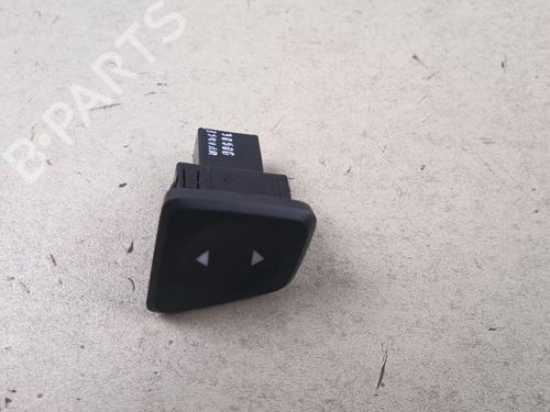 Used Left front window switch Left front window switch 38687007 38687007