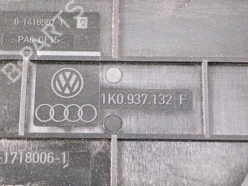 Fuse box VW GOLF V (1K1) 1.9 TDI | BP39132827E1 - Image 3