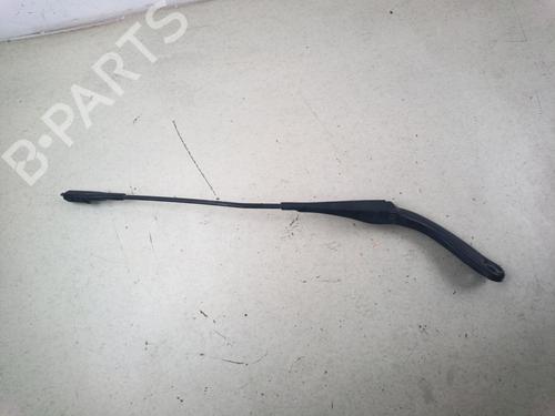 Used Front windshield wiper arm Front windshield wiper arm 38688848 38688848