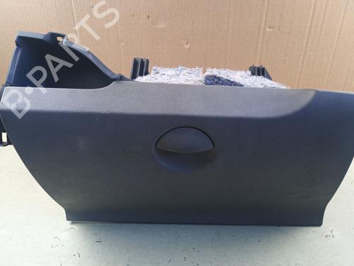 Used Glove box Glove box 38689361 38689361