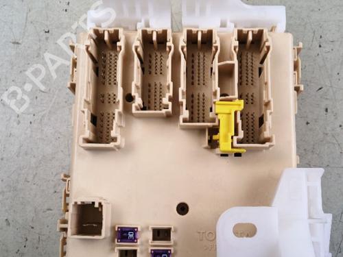 Used Fuse box Fuse box TOYOTA AURIS (_E18_) 1.6 (ZRE181_, ZRE185_, ZRE185R, ZRE181R) (132 hp) 39132857 39132857