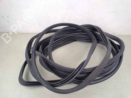 rubber-door-seal-mercedes-benz-e-class-w211-2002-2003-2004-2005-2006-2007-2008-2009-38699493 main image