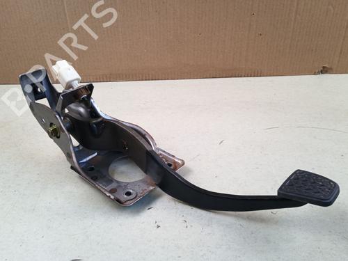 Used Break pedal Break pedal 38686894 38686894