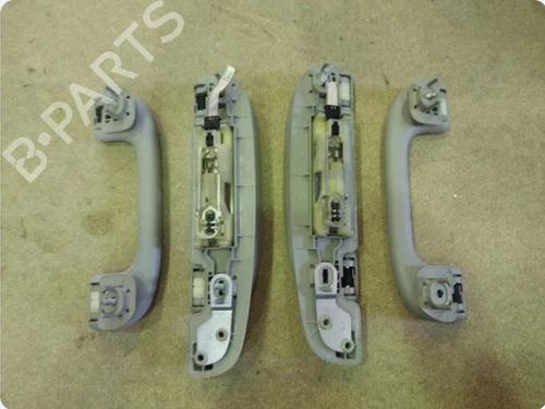 Used Front right interior door handle Front right interior door handle 39128965 39128965