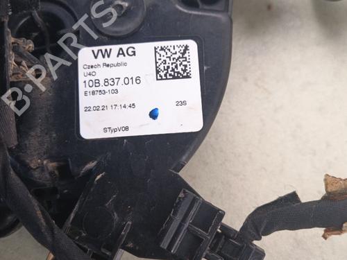 front-right-lock-skoda-kamiq-nw4-2019-39122718 main image