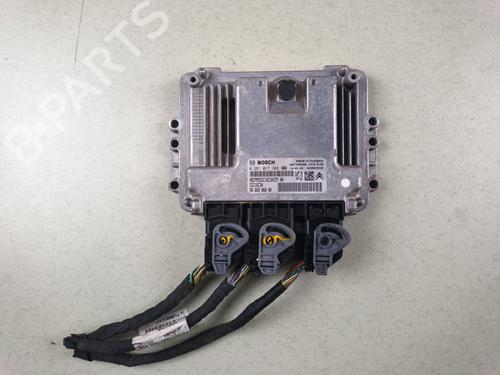 Used Engine control unit (ECU) Engine control unit (ECU) 38690959 38690959