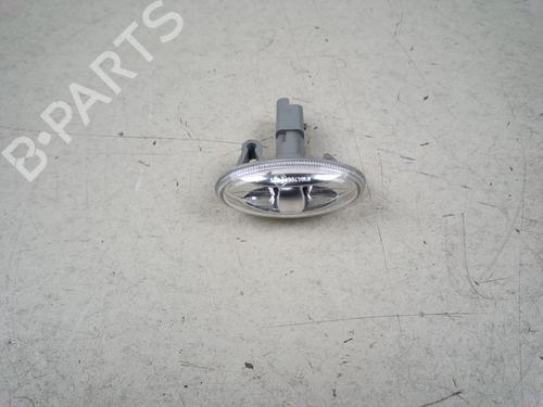 Used Right front indicator Right front indicator 39134215 39134215