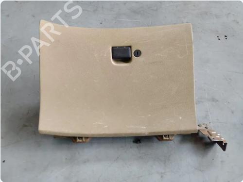 Used Glove box Glove box 38696948 38696948