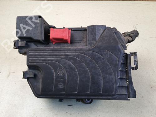 Used Fuse box Fuse box 38686678 38686678