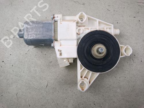 rudehejsemotor-forskrm-venstre-mercedes-benz-vito-tourer-w447-2014-38687823 main image