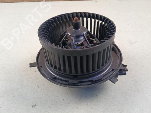 Heater blower motor VW T-ROC (A11, D11) 1.0 TSI | BP38692029M62 - Image 2