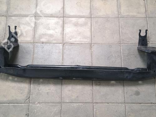 Used Front bumper reinforcement Front bumper reinforcement 38698645 38698645