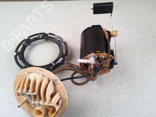 Bränslepump Bränslepump LAND ROVER RANGE ROVER EVOQUE (L538) 2.2 D 4x4 (150 hp) 39125452 39125452