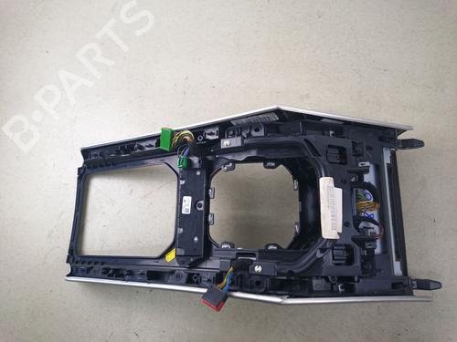 Used Middle console Middle console 39131506 39131506