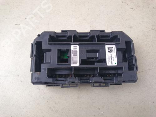 Used Fuse box Fuse box 39131870 39131870