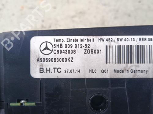 Used Climate control Climate control MERCEDES-BENZ SPRINTER 3,5-t Van (B906) 310 CDI (906.631, 906.633, 906.635, 906.637) (95 hp) 39635857 39635857