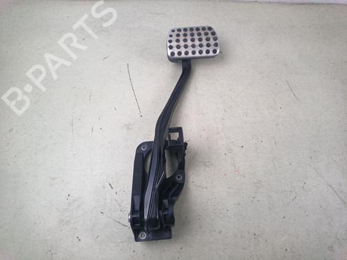 Used Break pedal Break pedal 38689206 38689206