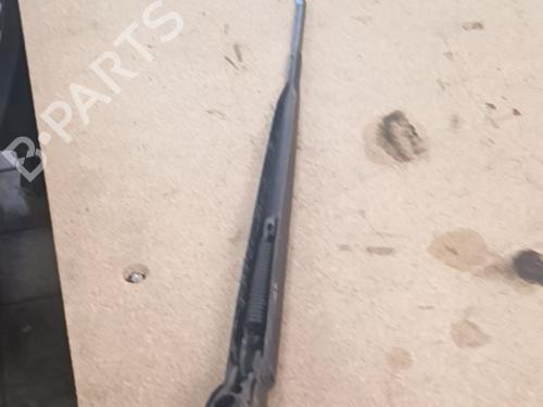 Used Front windshield wiper arm Front windshield wiper arm 39226379 39226379