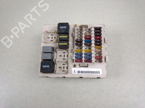 Used Fuse box Fuse box 38697526 38697526