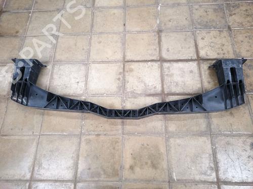 Used Front bumper reinforcement Front bumper reinforcement 38686151 38686151