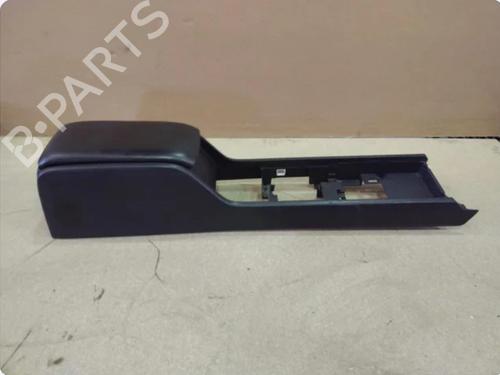 Used Armrest / Center console Armrest / Center console 39130990 39130990