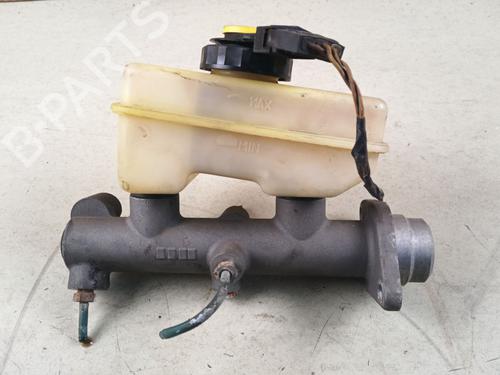 Used Brake master cylinder Brake master cylinder 39133105 39133105