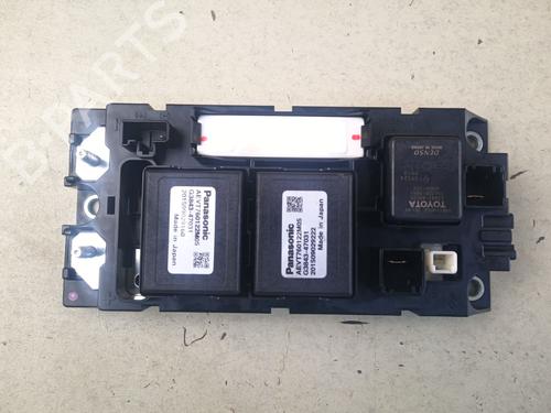Used Fuse box Fuse box 39132702 39132702