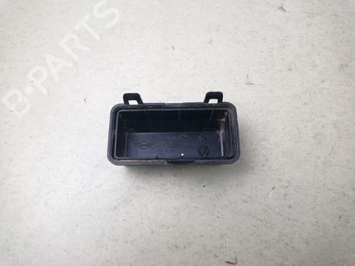 Caja reles / fusibles Caja reles / fusibles 38690023 38690023