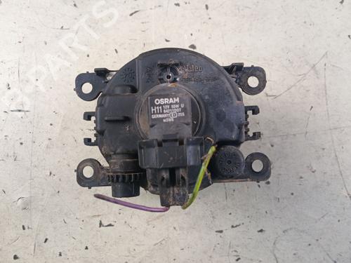 Used Right front fog light Right front fog light 39134199 39134199