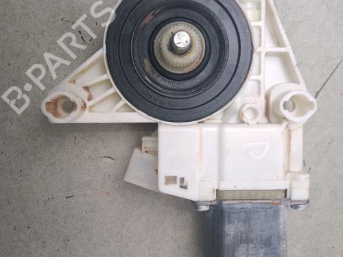 Used Right front window motor Right front window motor MERCEDES-BENZ VITO Tourer (W447) 116 CDI / 116 BlueTEC (447.701, 447.703, 447.705) (163 hp) 39636427 39636427
