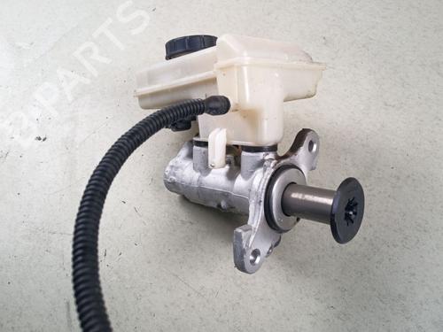 Brake master cylinder VW T-ROC (A11, D11) 1.0 TSI | BP38692044M77 - Image 3