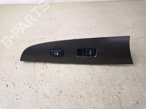 Used Right front window switch Right front window switch 38688286 38688286