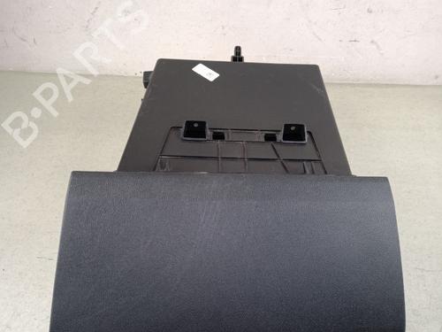 Used Glove box Glove box 38698736 38698736