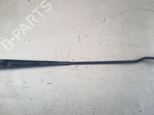 Used Front windshield wiper arm Front windshield wiper arm 38688129 38688129