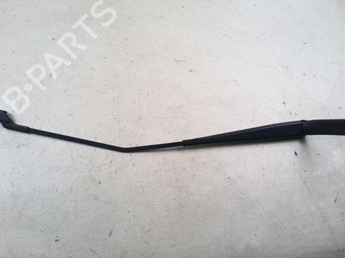 Used Front windshield wiper arm Front windshield wiper arm 38698262 38698262