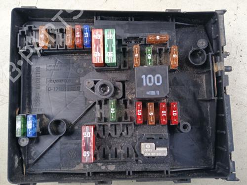 Used Fuse box Fuse box 38698258 38698258